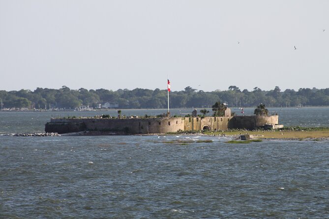 1.5-Hour Charleston Harbor Cruise with Live Narration - Fort Sumter and Charleston’s wartime harbor