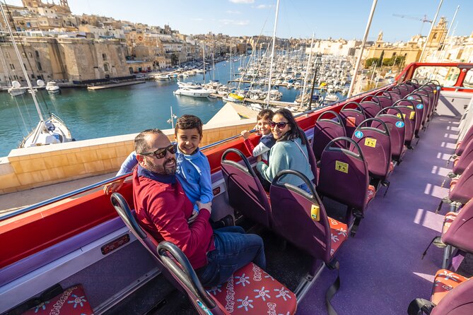 1-Day Hop-On Hop-Off Bus + Harbour Cruise Ticket - The Blue Line North route