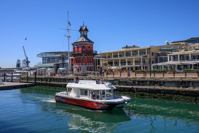 30min Harbour Boat Cruise Cape Town - Une Belle Vie and the first minutes afloat