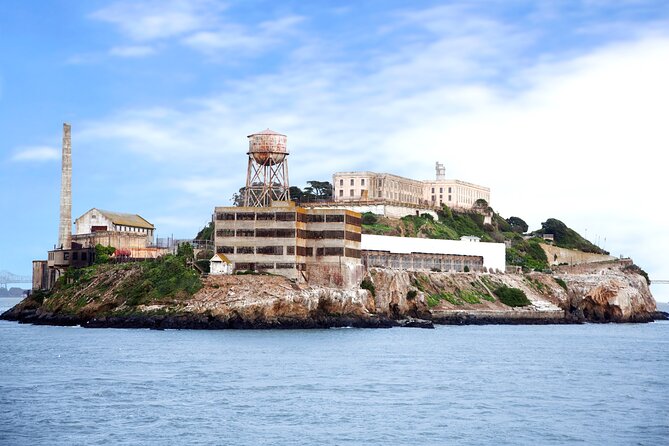 Alcatraz Visit with Night Option and SF Bay Cruise - The 45-minute cellhouse audio program
