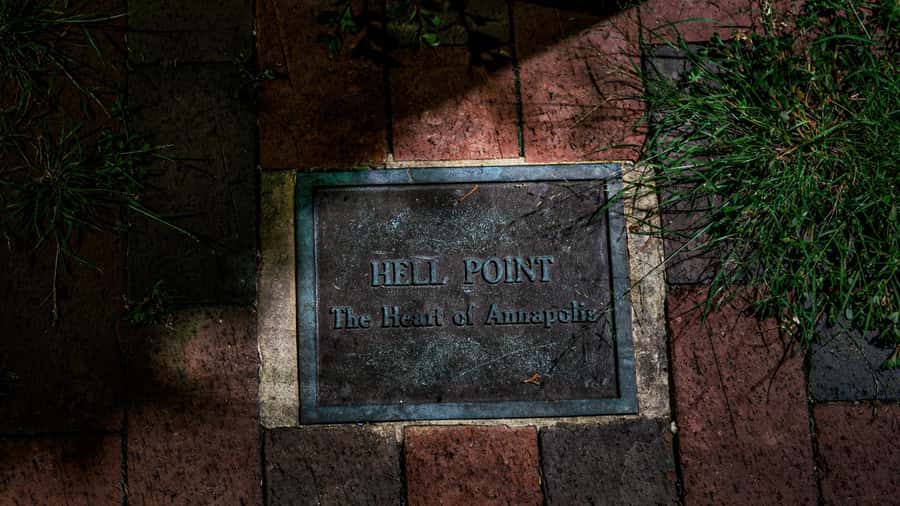 Annapolis: Ghosts of the Harbor & Old Town Tour - The Maryland Inn and Captain Campbell’s bride