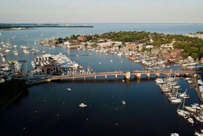 Annapolis Historic Walking Tour at Harbor and Naval Academy