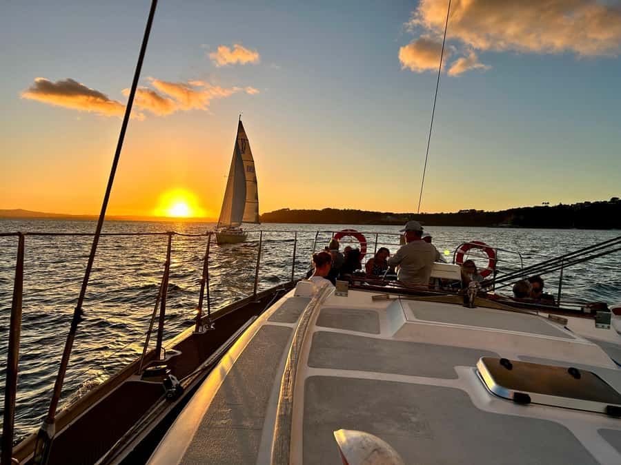 Auckland: Harbour Sailing Cruise with 3-Course Dinner - The details that matter most