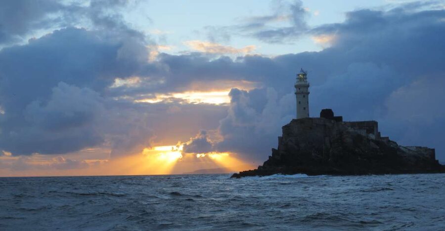 Baltimore Harbor: Sunset Cruise to Fastnet Rock Lighthouse - Passing Sherkin Island and Sherkin Abbey