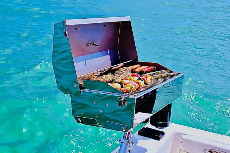 BBQ Bay Cruises: Elephant Rock, Blue Lagoon, Gozo & Comino - Captain Mário and the human side of the trip