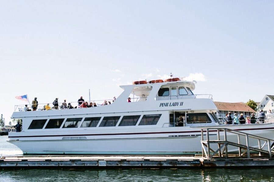 Boothbay Harbor Cruise: Lighthouses, Lobster Haul, and Seals - Leaving Commercial Street and finding your sea legs