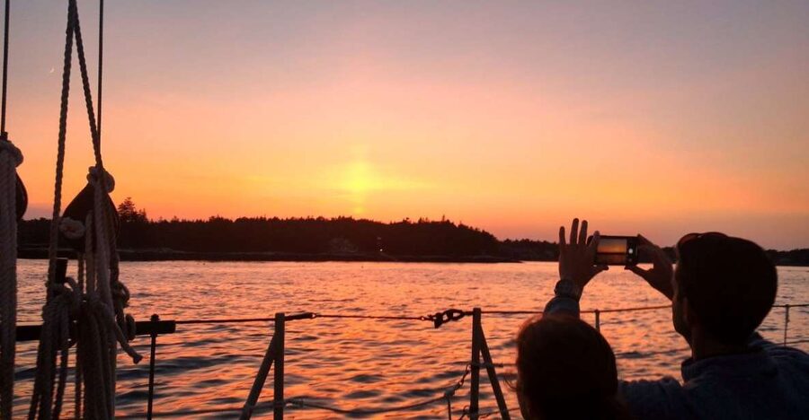 Boothbay Harbor: Sunset Sail to see the Maine Coastline - What the schooner ride feels like