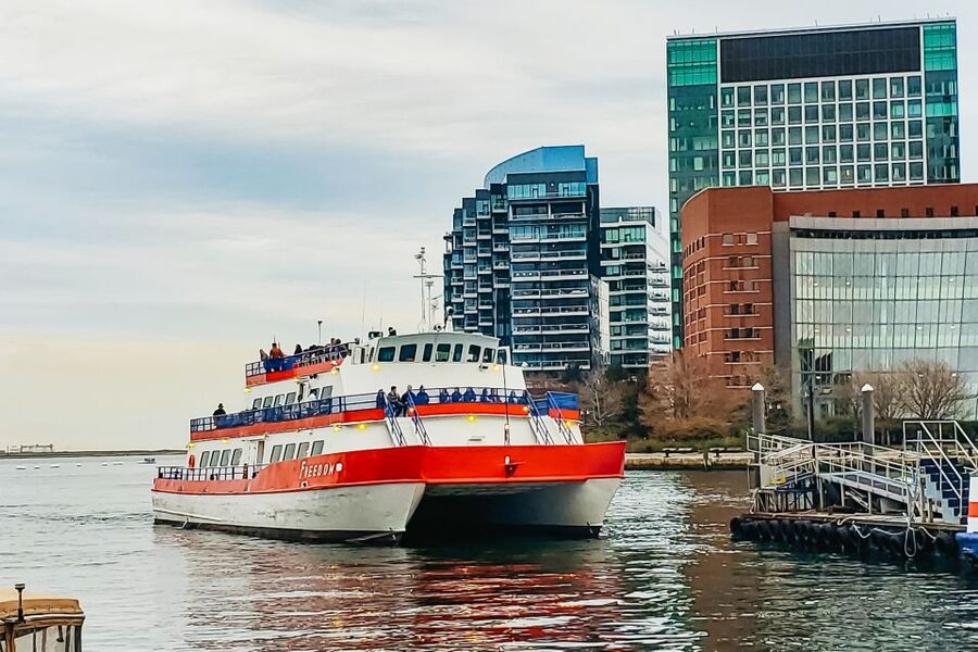 Boston: Boston Harbor Sunset Cruise - Who will enjoy this harbor cruise most?
