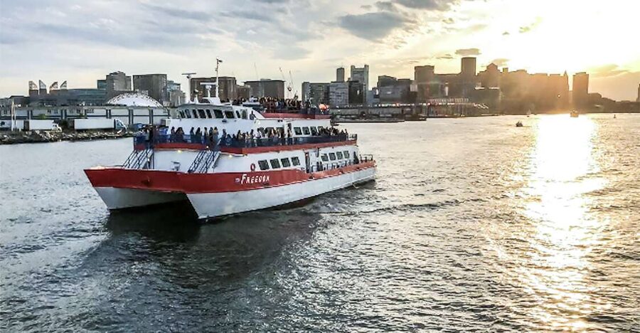 Boston: Boston Harbor Sunset Cruise - Rowes Wharf check-in and boarding details