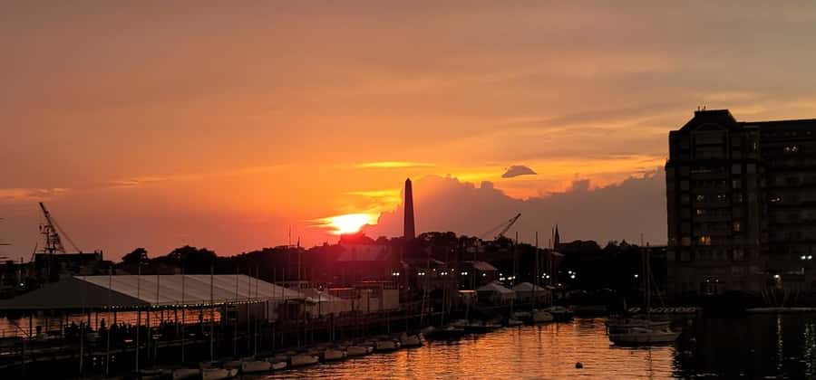 Boston Harbor: Full Moon Cruise with Champagne Option - Who will enjoy this cruise most?