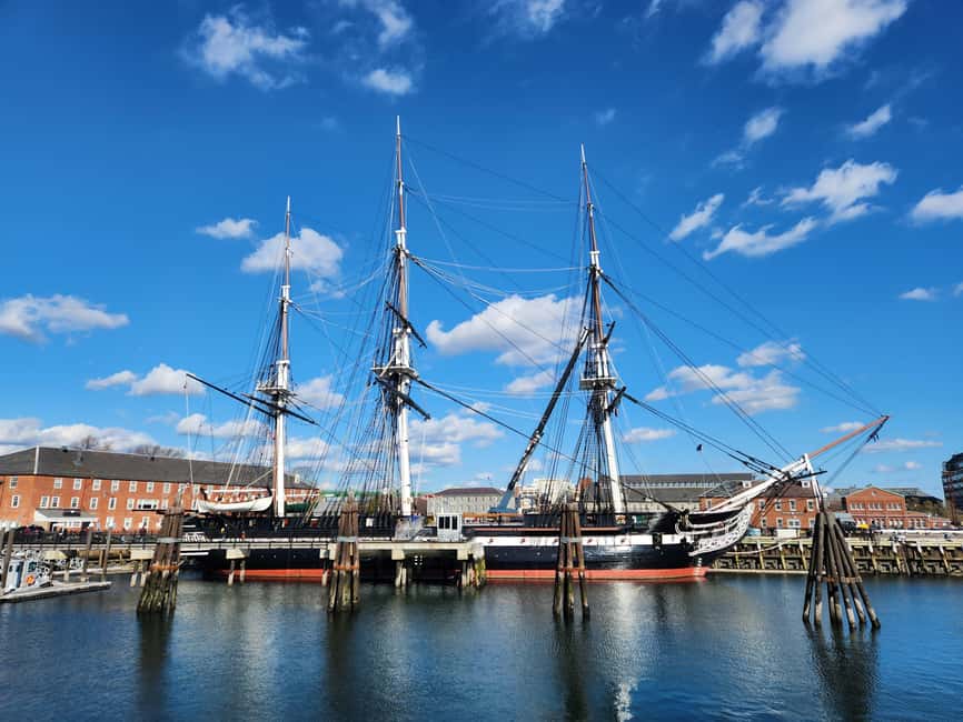 Boston: North End Walking Tour with Private Harbor Cruise - Key points at a glance