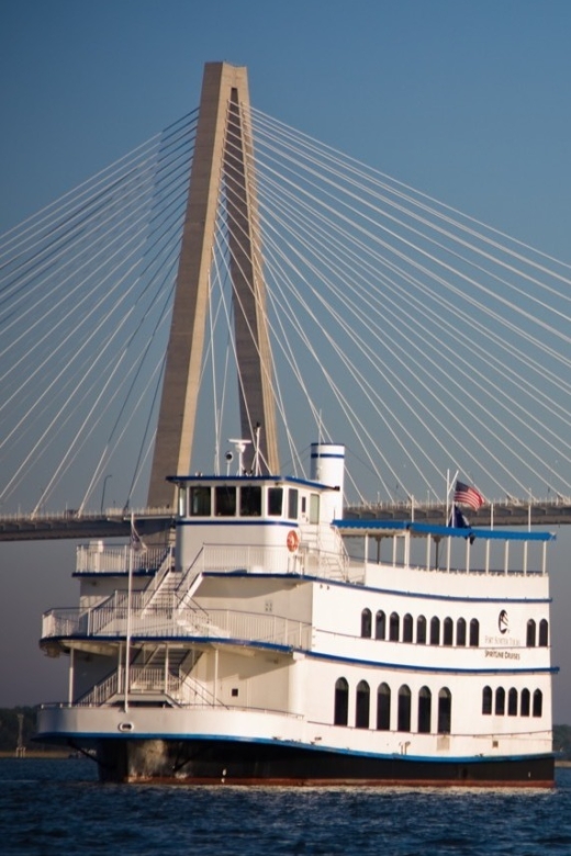 Charleston: Luxury Harbor Dinner Cruise - Service, music, and the mood onboard