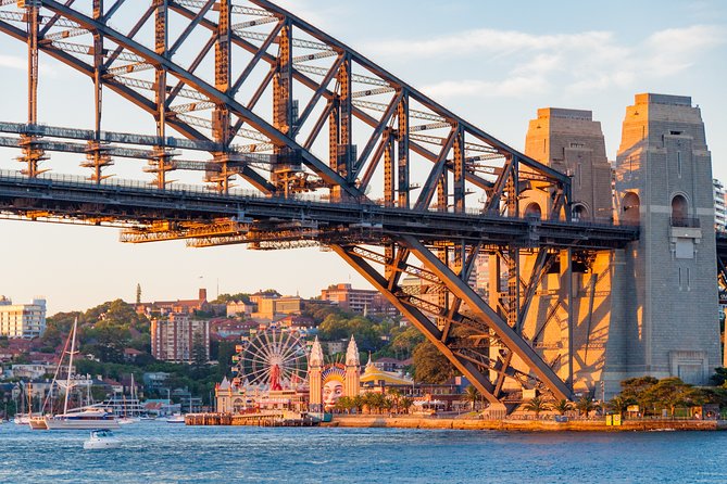 Christmas Day Lunch Cruise on Sydney Harbour - Christmas lunch begins at Walsh Bay