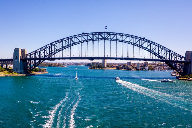 Christmas Day Lunch Cruise on Sydney Harbour - The views are the real reason to stay outside