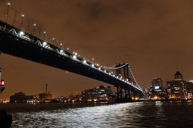 Circle Line: 2hr - New York City Harbor Lights Cruise - Ellis Island, Brooklyn Bridge, and Harbor Lights