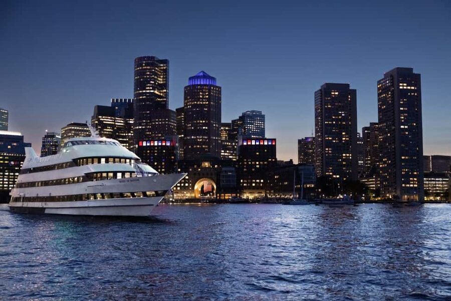 City Cruises Boston: Harbor Buffet Lunch or Dinner Cruise - What kind of Boston cruise is this?