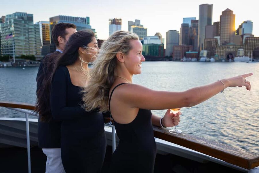City Cruises Boston: Harbor Buffet Lunch or Dinner Cruise - Price, drinks, and what the $77 covers