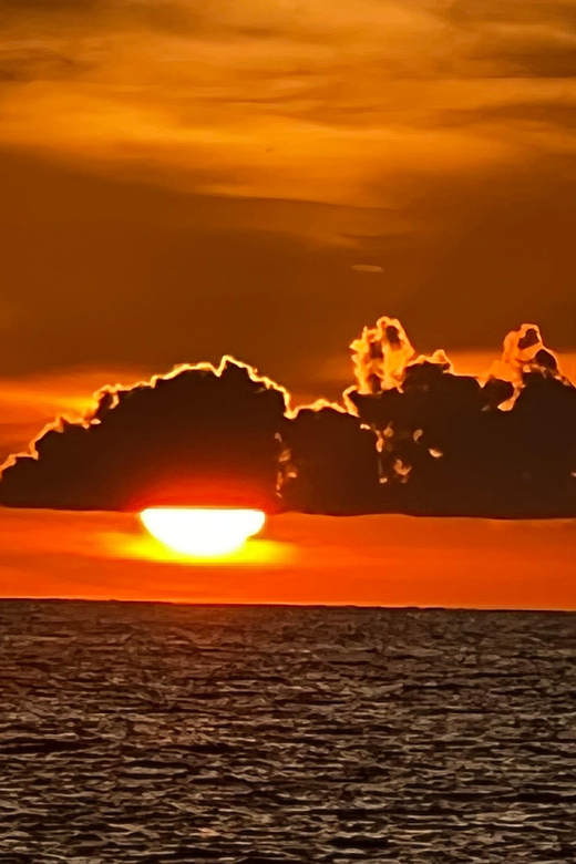 Clearwater Beach: Sunset and Harbor Lights Cruise - Comfort, boarding, and access