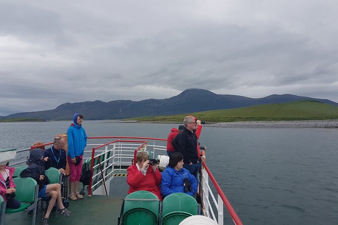 Clew Bay Cruise, Westport ( 90 minutes ) - Inishgort Lighthouse and Clare Island