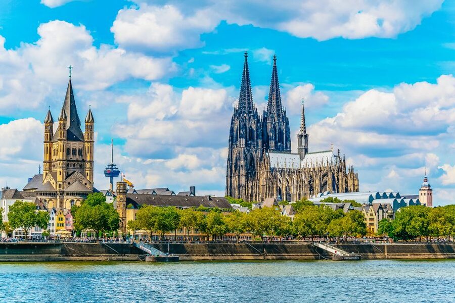 Cologne: 3-Hour Harbor Tour Cruise - What the three-hour duration means