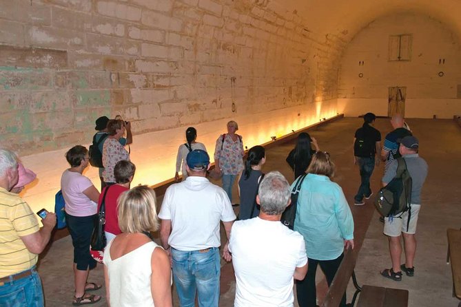 Convicts & Castles: Goat Island Walking Tour Including Sydney Harbour Cruise - Sailing toward Goat Island