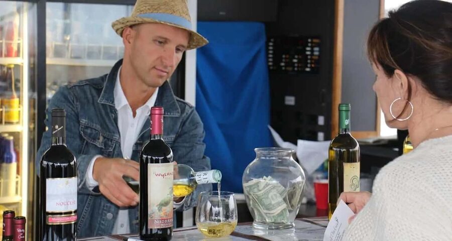 Dana Point: Evening Harbor Wine Cruise with snacks - Cheese, Crackers, Fruit, and Nuts