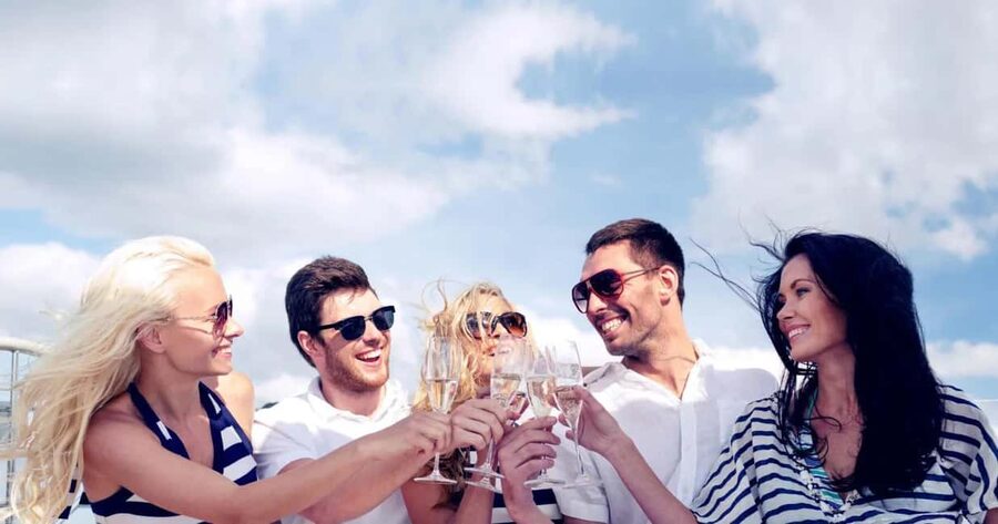 Dana Point: Evening Harbor Wine Cruise with snacks - Four Wines From The Organic Cellar