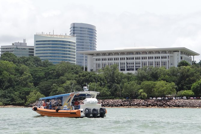 Discover Darwin Harbour 1 hour Darwin Harbour Cruise - The city from the water