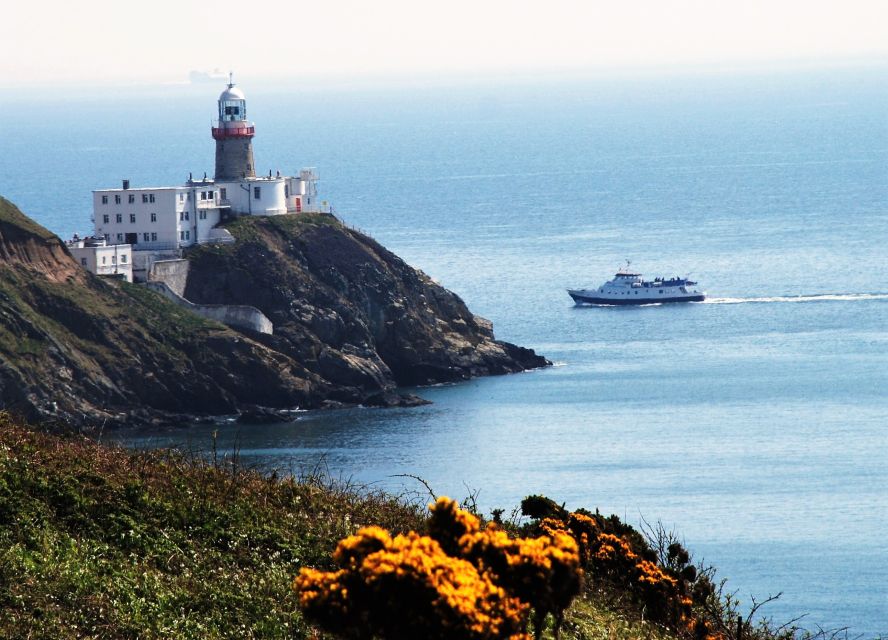 Dublin: Dublin Bay Cruise from Dun Laoghaire to Howth - The St Bridget and the first views across the bay