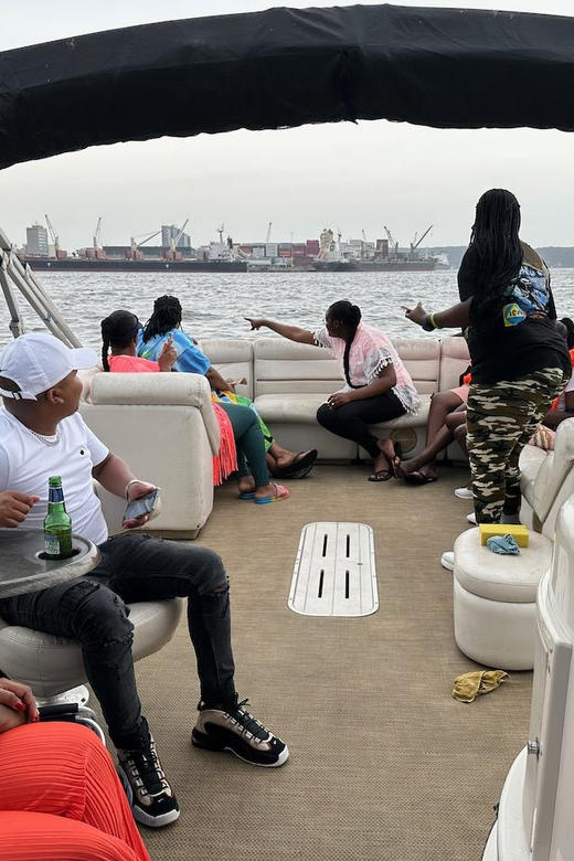 Durban: Pontoon Boat Harbor Cruise - Music, dancing, and the mood on board