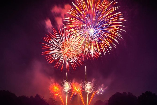 Fireworks Cruise in Destin Harbor aboard the hydrojet - Key points to know before you book