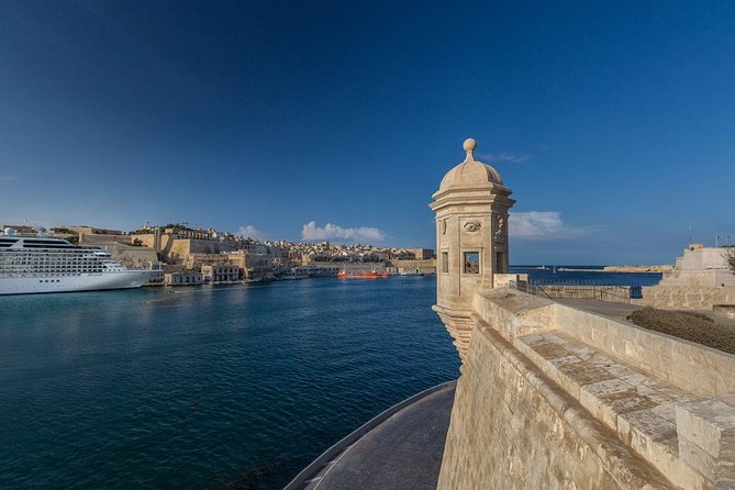 Grand Harbour & Marsamxett harbour cruise guided tour including transport - Free time in Sliema after the boat