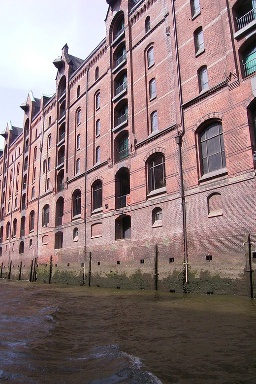 Hamburg: 1-Hour Harbor Cruise - Speicherstadt and Hamburg’s older waterfront