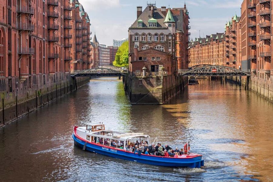 Hamburg: 2-hour harbor tour through the port of Hamburg - Key points to know before you book