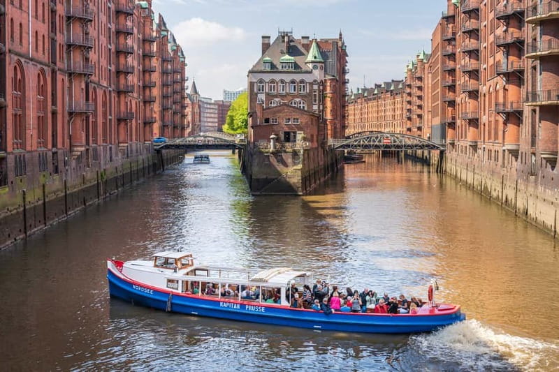 Hamburg: Grand Harbor Tour by Traditional Barge - A quick ride into Hamburg’s working port