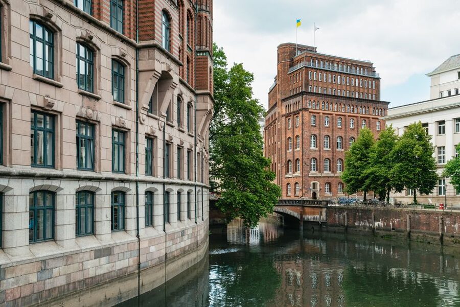 Hamburg: Hop-On Hop-Off Bus with Harbor Cruise - How to use the one-day ticket well