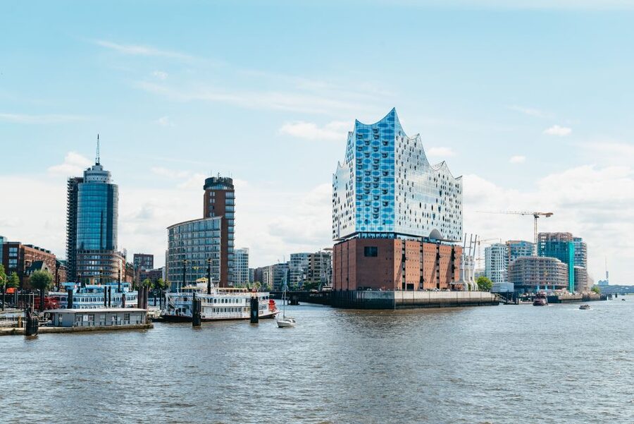 Hamburg: Hop-On Hop-Off Bus with Harbor Cruise - Who will get the most from this experience?