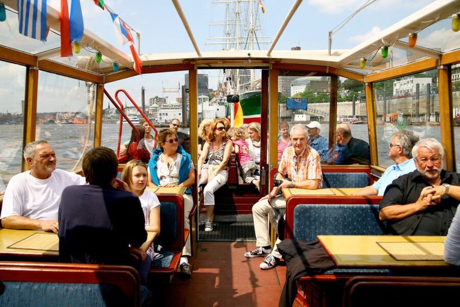 Hamburg: Traditional Harbor Tour with Commentary - Container Terminals and the Port’s Global Role
