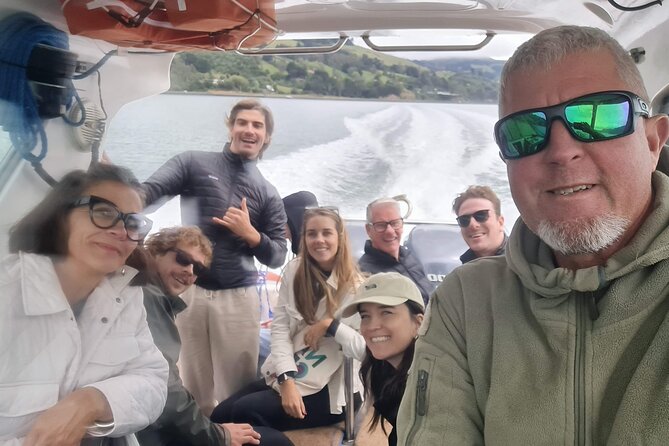 Harbour, Albatross and Wildlife Cruise on Otago Harbour - Finding the boat at Back Beach