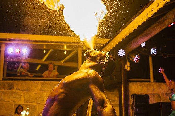 Harbour Lights Beach Extravaganza and Dinner Show - The Open Bar: Know What Is Included