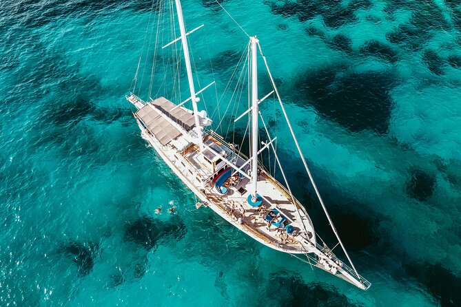 Hera 3 Bay Cruise including the Blue Lagoon - Key points at a glance