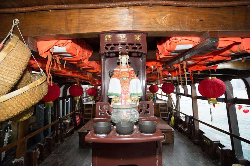 Hong Kong: Dukling, Antique Boat Tour in Victoria Harbour - Is $29 good value for 45 minutes?