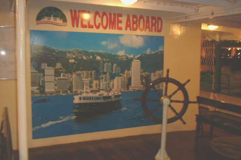 Hong Kong: Star Ferry Victoria Harbour Cruise & Light Show - Who will enjoy this 45-minute cruise most?