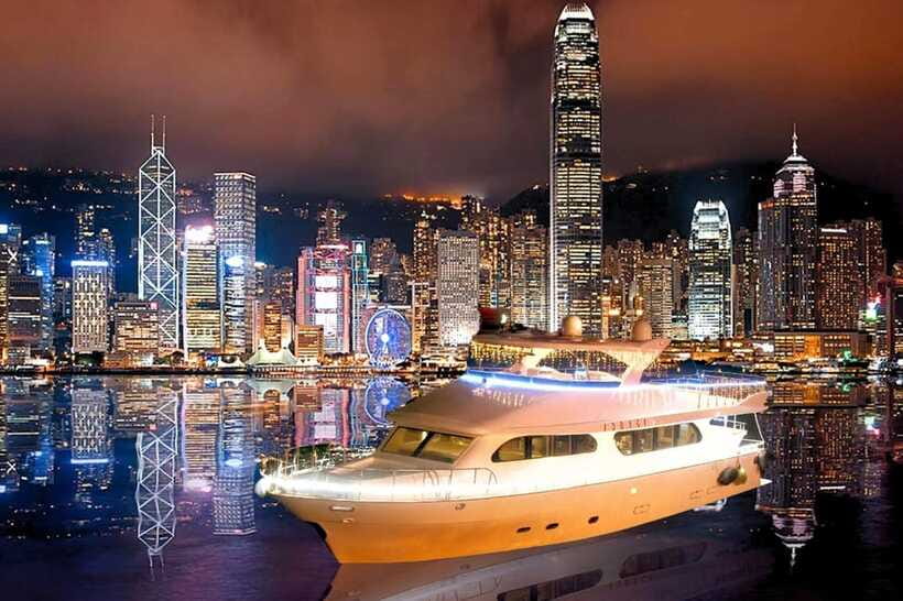 Hong Kong: Victoria Harbour Cruise with Free Camera Photos - Who will enjoy this cruise most