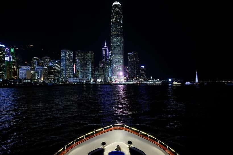 Hong Kong: Victoria Harbour Evening Cruise with Drinks - The 40-minute Victoria Harbour cruise
