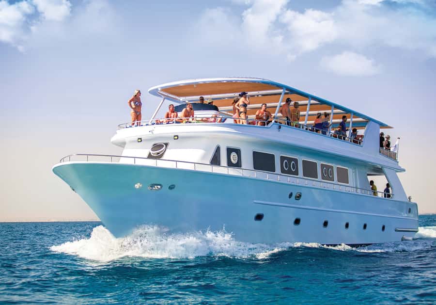 Hurghada: Luxury Orange Bay Cruise with Lunch and Pickup - From Hurghada Marina to the open Red Sea