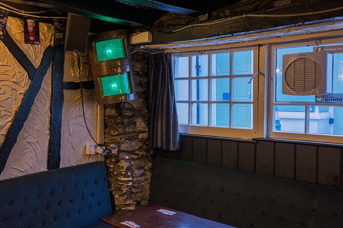 Ilfracombe Harbour Ghost Tour - Starting at the George and Dragon on Fore Street