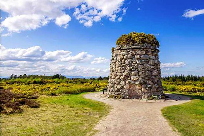 INVERGORDON PORT Tour of Culloden, Cairns & Cawdor Castle - Culloden Battlefield puts the Jacobite story in place