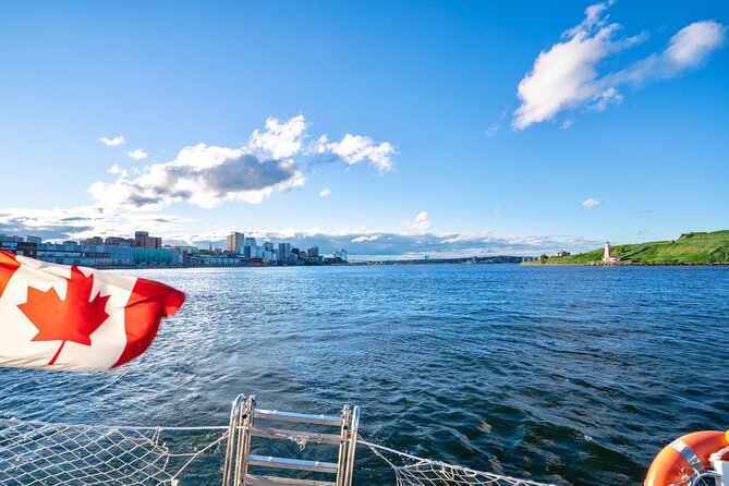 JFarwell Adventure Yacht Sailing in the Halifax Harbour - What the small group adds