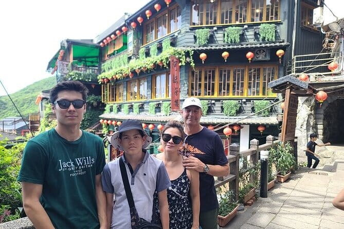 Keelung Port Cruise Tour from Taipei - The National Palace Museum Needs Real Time